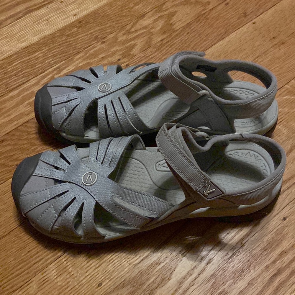 Keen sandals in excellent shape